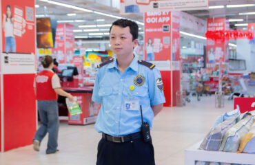 nhan-vien-bao-ve-sieu-thi-tttm nhan-vien-bao-ve-sieu-thi-tttm