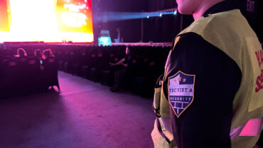 nhan-vien-bao-ve-su-kien-vsc-viet-a-4