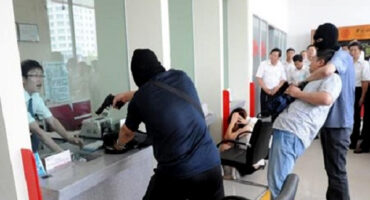 giai-phap-nao-cho-tinh-trang-cuop-ngan-hang