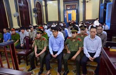 bat-nhan-vien-bao-ve-bi-ep-nghi-viec-xu-ly-the-nao